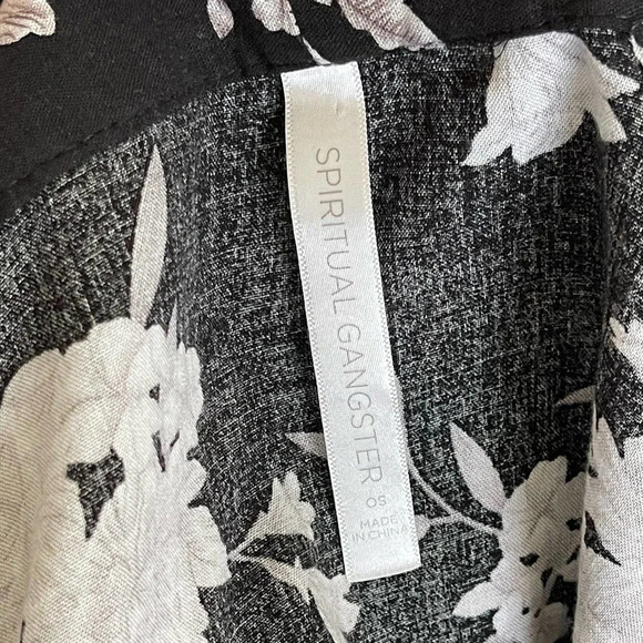 Spiritual Gangster Maya Tie Front Kimono One size - Picture 7 of 7